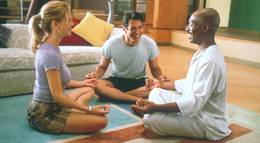 Кадр из фильма "Святоша" - 2