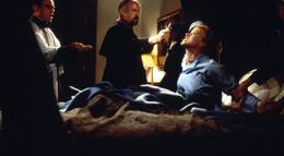 Кадр из фильма "Стигматы" - 2