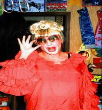 Кадр Осторожно, модерн! 2