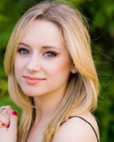 Карли Беверли фото