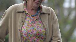 Кадр из фильма "Леди в фургоне" - 2