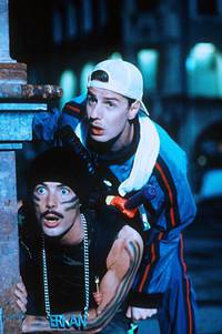 Кадр Тёлкохранители против сил тьмы