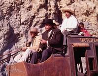 Кадр Вальдес идет