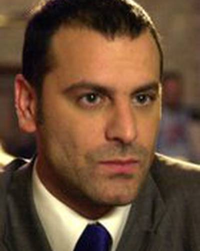 Озан Гювен фото