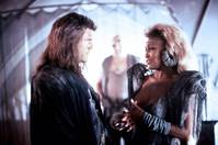 Кадр Безумный Макс 3: Под куполом грома