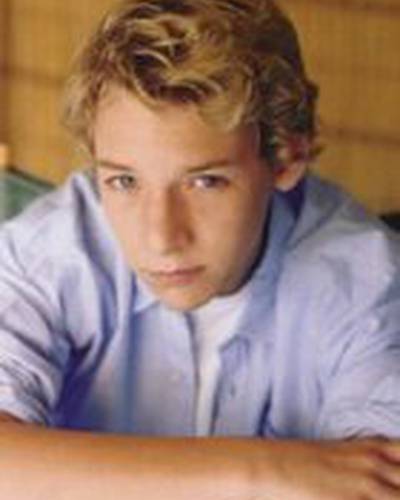 Эндрю Микаэльсон фото