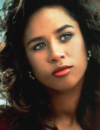 Кадр Больше денег