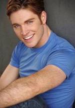 Тайлер Ханес фото