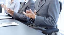 Кадр из фильма "Между делом (Неожиданный бизнес)" - 2