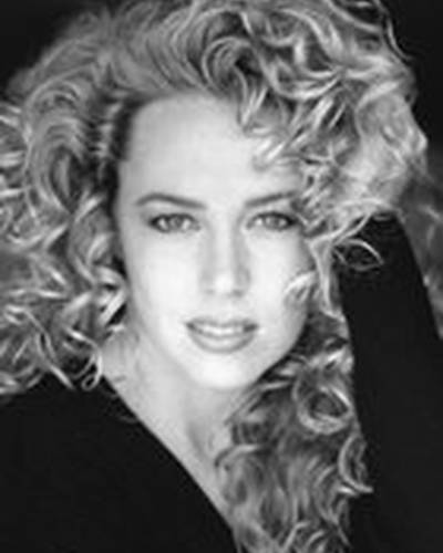 Деби А. Монахан фото