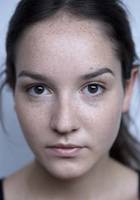 Анаис Демустье