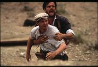 Кадр Земля и свобода