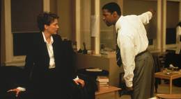 Кадр из фильма "Осада" - 1