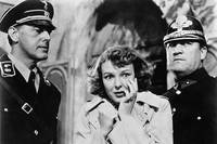 Кадр Палачи тоже умирают