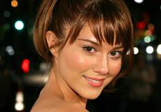 Мэри Элизабет Уинстэд сыграет в новом сериале авторов «Правильной жены»