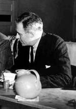 Уильям Б. Хоукс фото