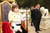 Кадр Подарок с характером