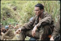 Кадр Тонкая красная линия