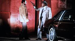 Кадр из фильма "Команда Шарки" - 2