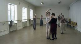 Кадр из фильма "Голубь сидел на ветке, размышляя о бытии" - 2