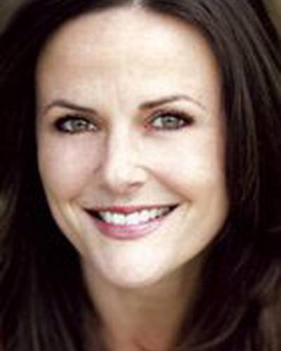 Джиа Каридес фото