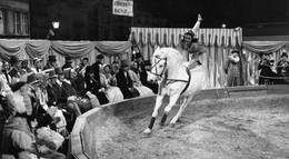 Кадр из фильма "Zirkus Renz" - 1