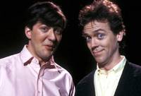 Кадр Шоу Фрая и Лори