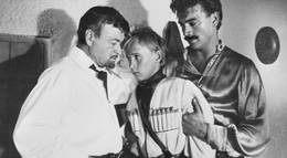 Кадр из фильма "Неуловимые мстители" - 1