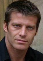 Дэниэл Кейс фото