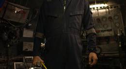 Кадр из фильма "Опасное погружение" - 1