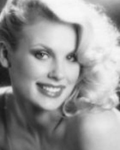 Дороти Страттен фото