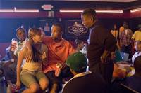 Кадр Вне закона