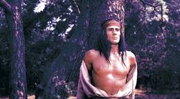 Кадр из фильма "Апачи" - 2