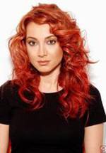 Долунай Ойсерт фото