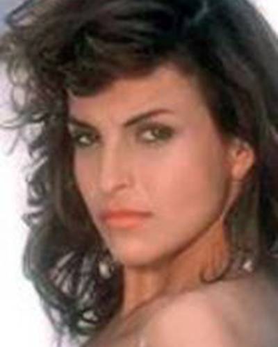 Тори Уэллс фото