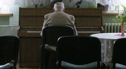 Кадр из фильма "Шеняфка" - 2