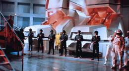 Кадр из фильма "Робот Джокс" - 2