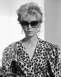 Кадр Бродвей Денни Роуз