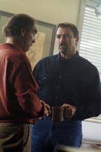 Кадр Правосудие Стоуна: Смерть в раю