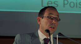 Кадр из фильма "Скрытая любовь" - 1