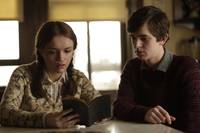 Кадр Мотель Бейтсов