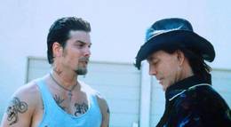 Кадр из фильма "Закон мести" - 2