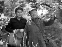 Кадр Ромео и Джульетта в старости