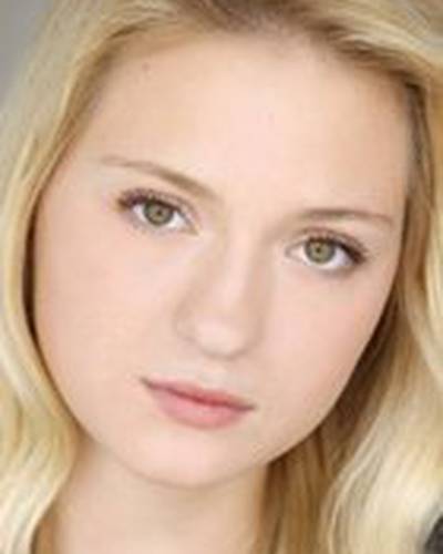 Эшли Фусс фото