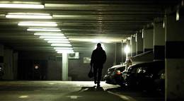 Кадр из фильма "Аврора" - 2