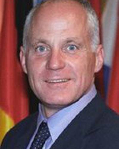 Майкл Кэшман фото