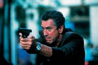 Кадр 15 минут славы