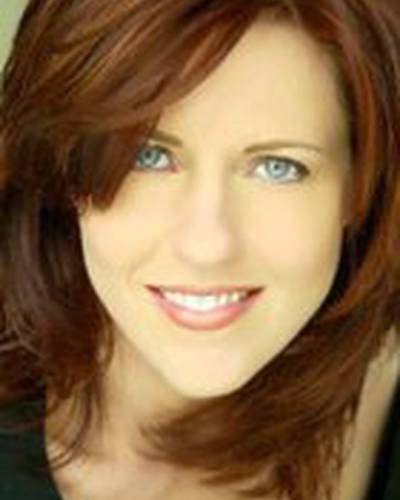 Холли Льюис фото