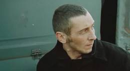 Кадр из фильма "Золотая мина" - 2