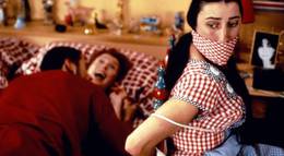 Кадр из фильма "Кика" - 1